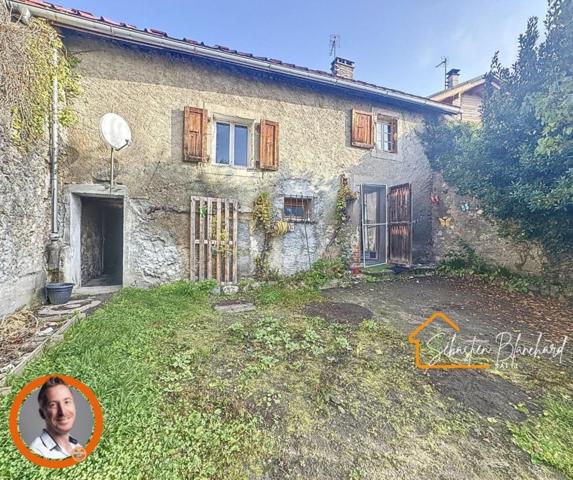 Maison à rénover de 87m2 et grange attenante 180m2