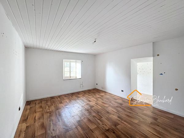 Maison à rénover de 87m2 et grange attenante 180m2