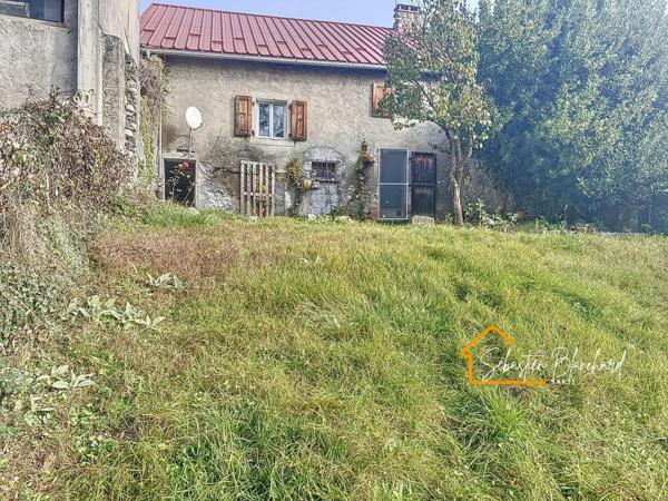 Maison à rénover de 87m2 et grange attenante 180m2