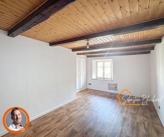 Maison à rénover de 87m2 et grange attenante 180m2