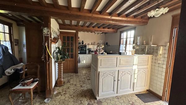 Vente                                                      Propriété
                        
                     7 pièces                      153 m2                     à Cormeilles