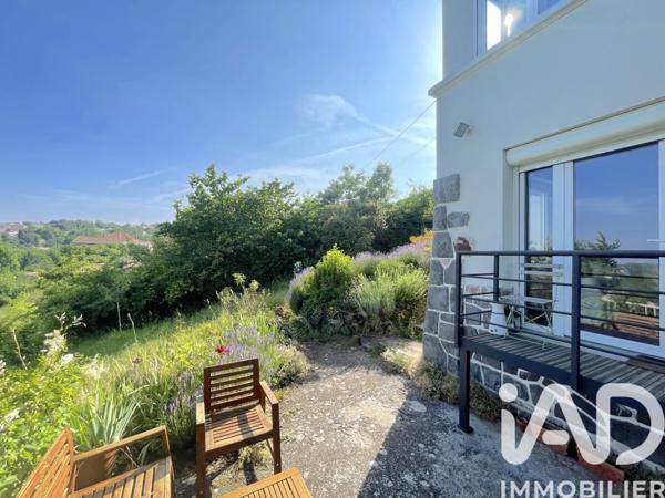 Maison à vendre 6 pièces 173 m² Châtel-Guyon
