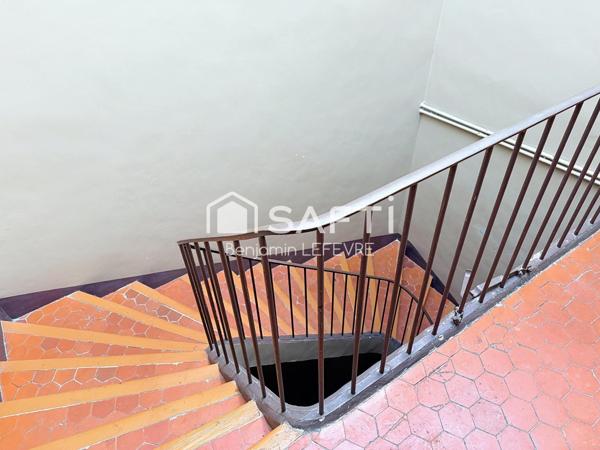 T2 DERNIER ÉTAGE / EXTÉRIEUR