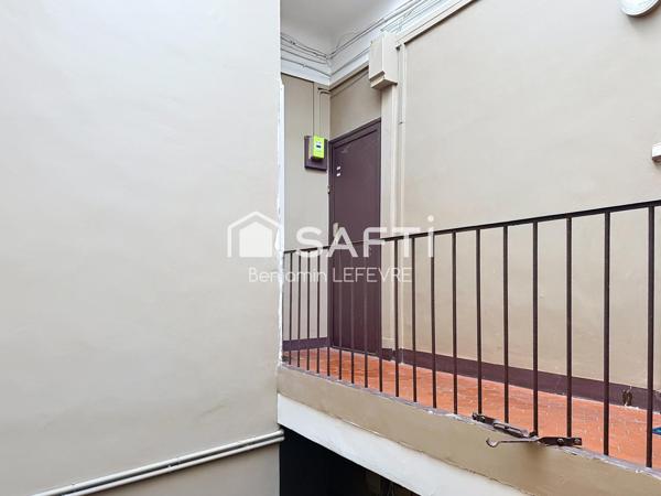 T2 DERNIER ÉTAGE / EXTÉRIEUR