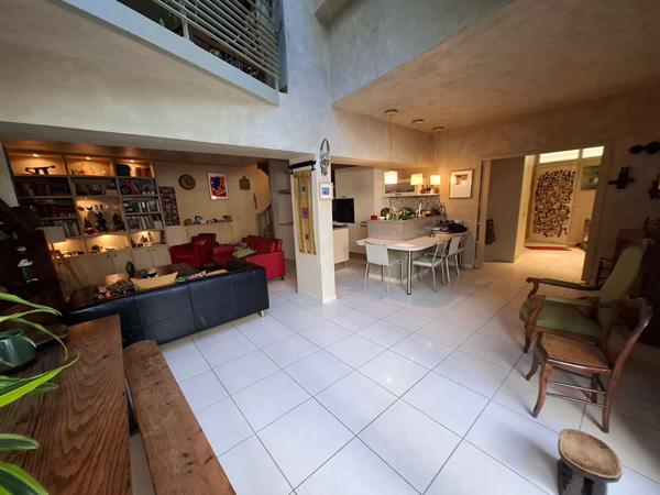 NANTERRE - HYPER CENTRE