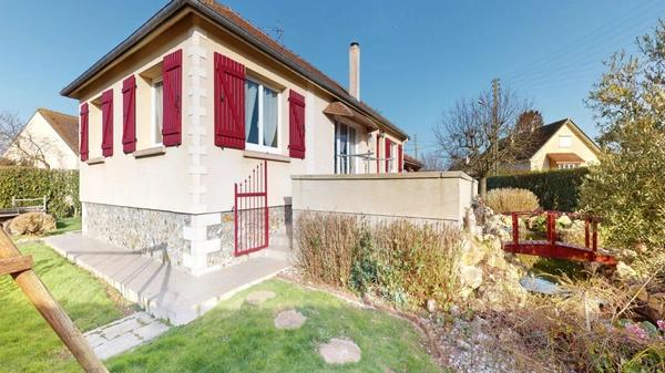 Maison au calme en impasse – Plain-pied surélevé avec terrasse plein sud et vue dégagée