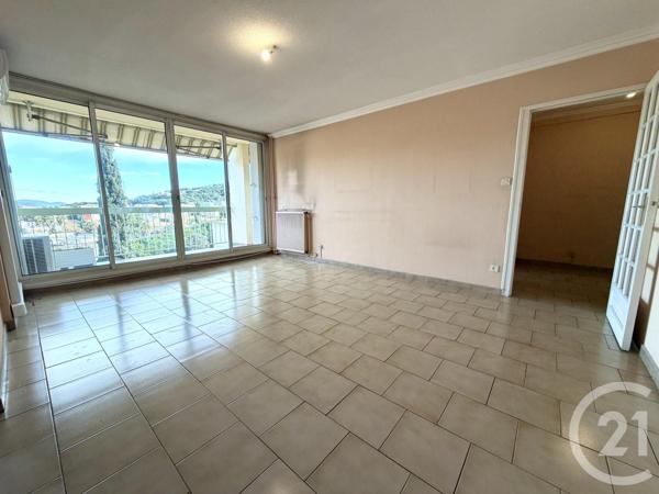Appartement F5 à vendre  5 pièces - 99,09 m2 LA VALETTE DU VAR - 83