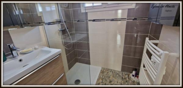 Maison à vendre 5 pièces SENNECE LES MACON (71)terrain clos 1600 m² piscine