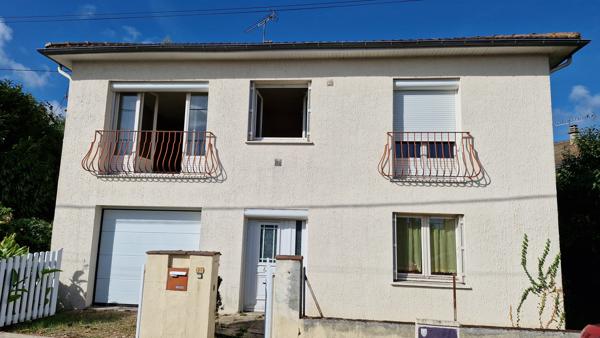 MAISON 4 CHAMBRES - GARAGE