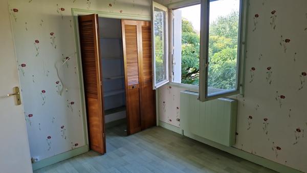MAISON 4 CHAMBRES - GARAGE