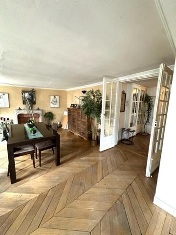 Appartement F4 à vendre  4 pièces - 124 m2 PARIS - 75008