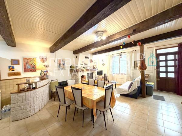 MAISON BEAUX VOLUMES, 156M² HAB, 3 CHAMBRES, SDB + SDE, PIECE LOFT, PROCHE COMMODITES