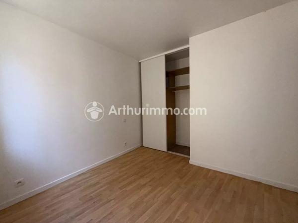 Location                                                      Maison de ville
                        
                     3 pièces                      52 m2                     à Mussidan