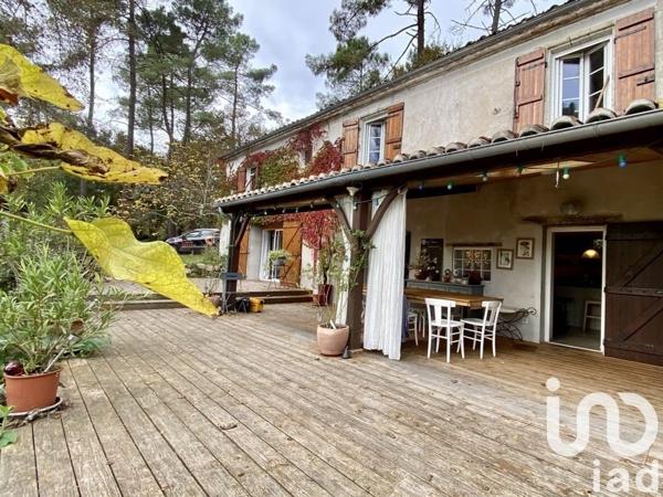 Maison de campagne 5 pièces de 145 m² à Nérac (47600)