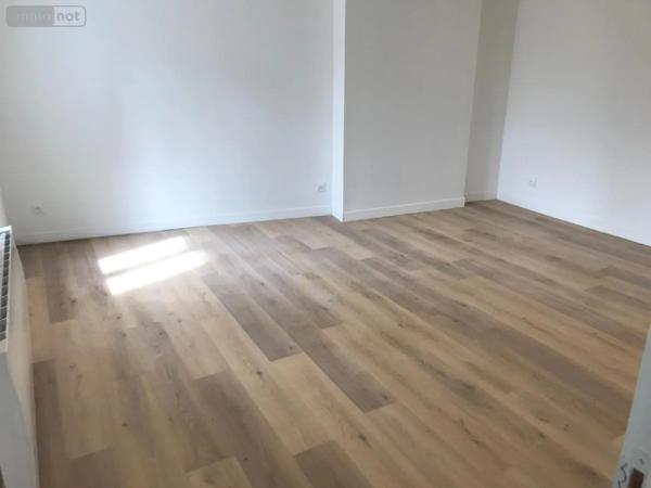 Location - Appartement Pont-de-l'Arche 27340 1 pièce 30 m 2