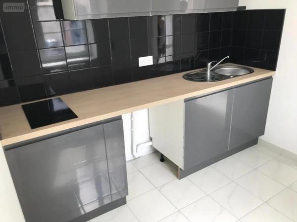 Location - Appartement Pont-de-l'Arche 27340 1 pièce 30 m 2