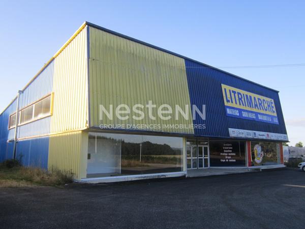 Localcommercial * 3000 M² * 19200 Ussel * 395 000  €