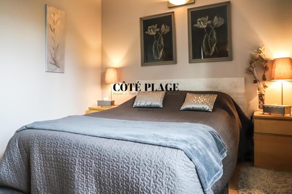 VAUX-SUR-MER VILLA FAMILIALE 1978 D'ARCHITECTE RENOVEE - 800 M PLAGE DE NAUZAN AU PRIX DE 836 000 € FAI