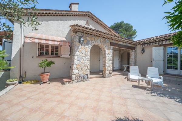 Mougins (06250) Projet exceptionnel à Mougins- 200m2 à réinventer.