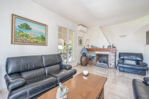 Mougins (06250) Projet exceptionnel à Mougins- 200m2 à réinventer.