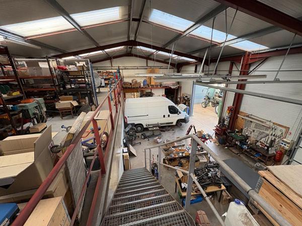 Axe Castillon / Bordeaux -  ENTREPOT, LOCAL, HABITATION