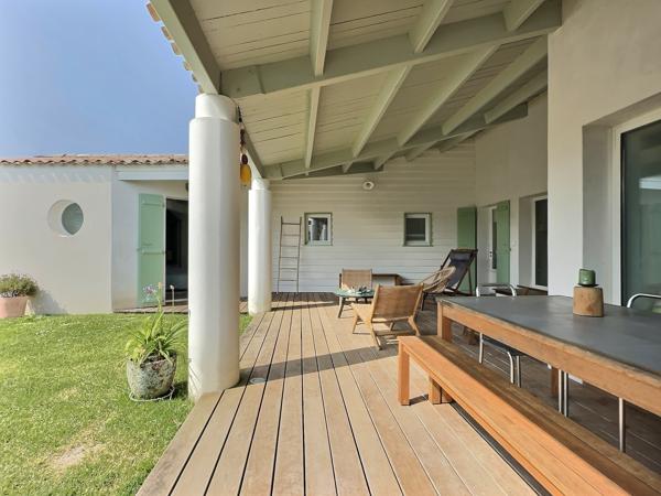 Maison d’architecte 192 m² avec piscine