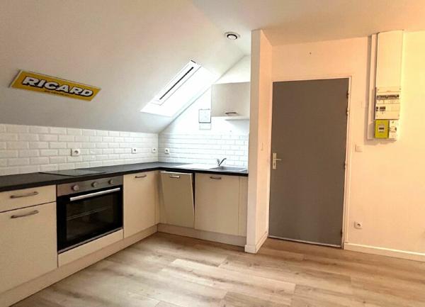 Appartement à vendre    2 pièces • 27,09 m2 Compiègne