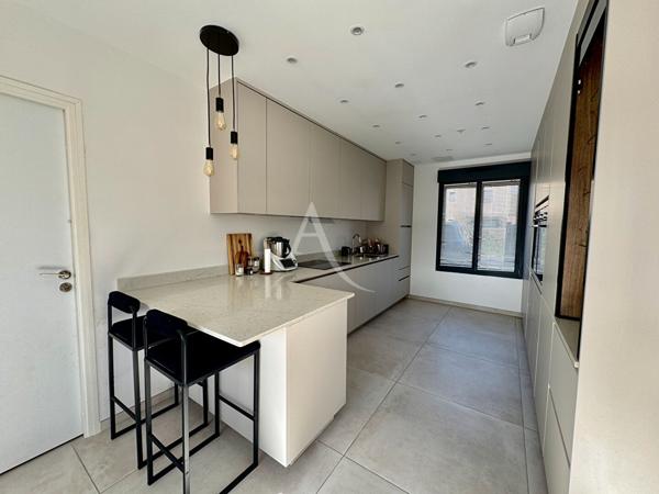 Maison de type 6 pièces 2024