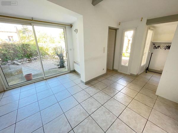 Maison de ville à vendre à Gréoux-les-Bains dans les Alpes-de-Haute-Provence (04800), ref : 025/1904   
Centre ville