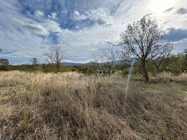 Terrain à Marseillette avec vue dégagée