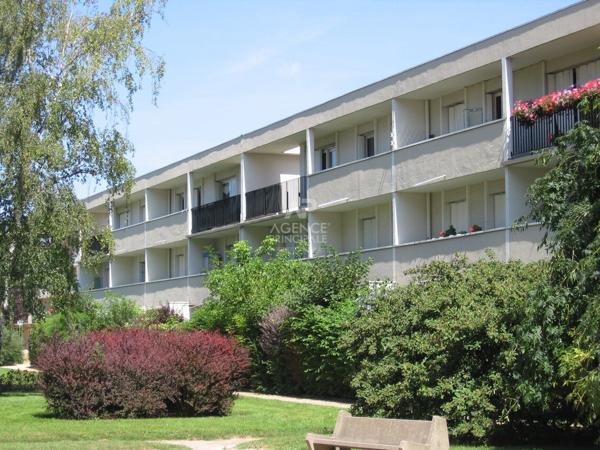 Appartement avec 4 chambres à 15 minutes à pied de la gare d'Ermont-Eaubonne ! 249 000 € **  - Référence  26-3882