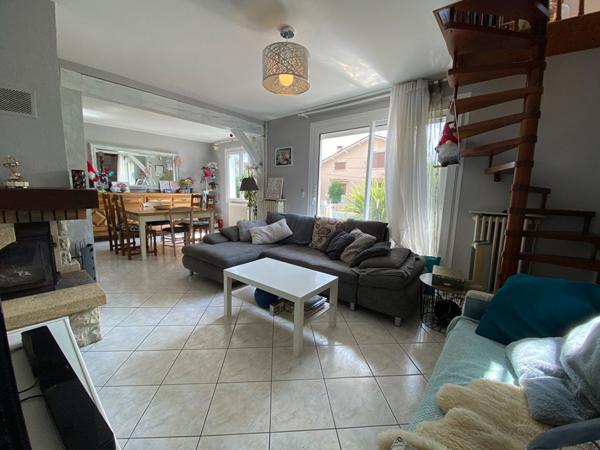 A vendre Maison Mont de Marsan 3 chambres véranda terrasse clim garage