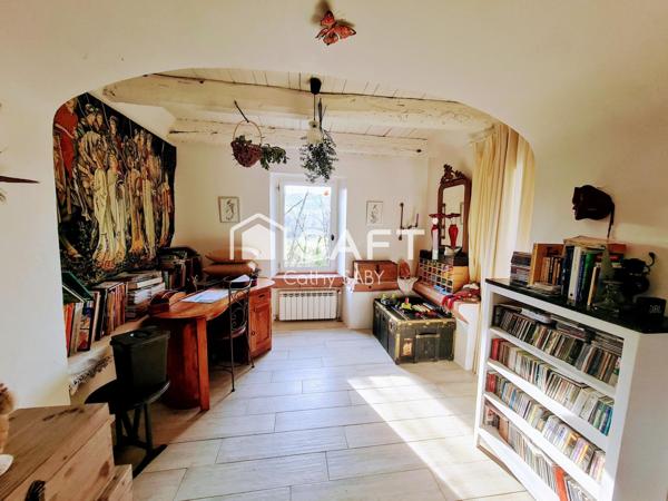 COUP DE COEUR Corps de ferme comprenant un maison et une grange