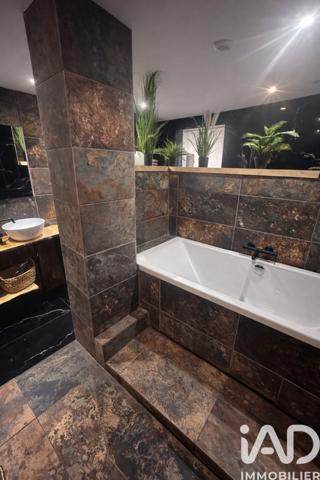 Appartement à vendre 4 pièces 93 m² Fréjus