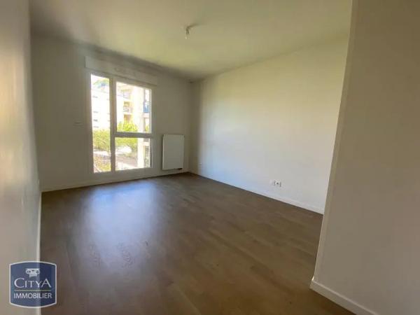 Appartement à louer 4 pièces 90.6m² Saint-Didier-au-Mont-d'Or (69370)