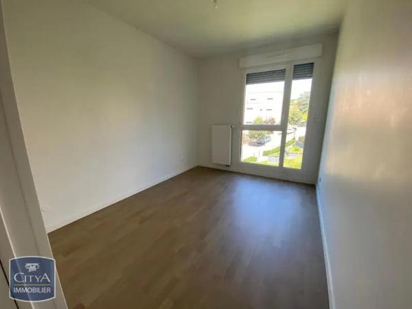 Appartement à louer 4 pièces 90.6m² Saint-Didier-au-Mont-d'Or (69370)