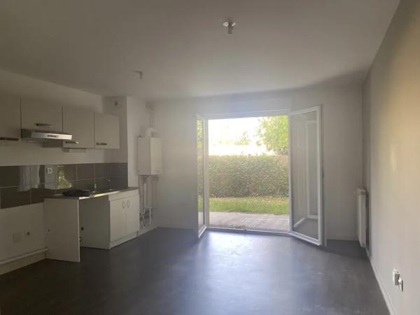 T2 REZ-DE-JARDIN SAINT - HERBLAIN bourg