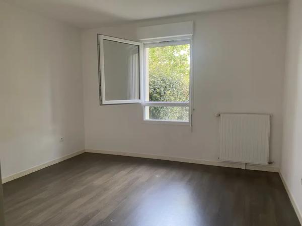 T2 REZ-DE-JARDIN SAINT - HERBLAIN bourg