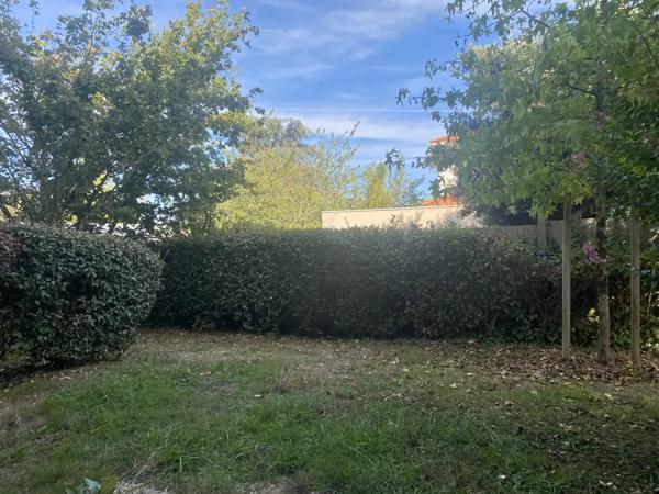 T2 REZ-DE-JARDIN SAINT - HERBLAIN bourg