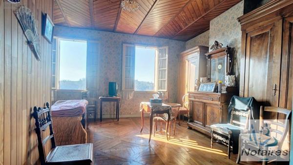 Maison individuelle à vendre à Latresne en Gironde (33360), ref : 045/2143   
CENTRE