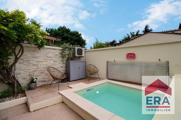 Appartement 3 pièces avec terrasse et piscine à Orange