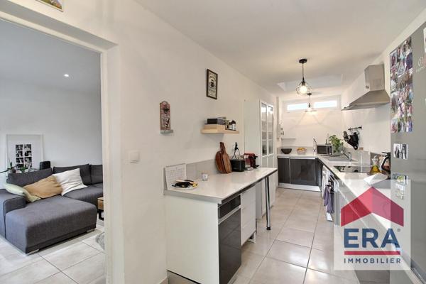 Appartement 3 pièces avec terrasse et piscine à Orange