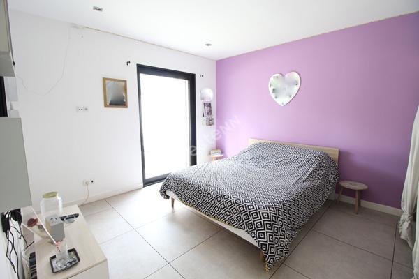 Maison Bouc Bel Air 7 pièces 206 m2 sur une parcelle de 2400 m² + piscine, jacuzzi