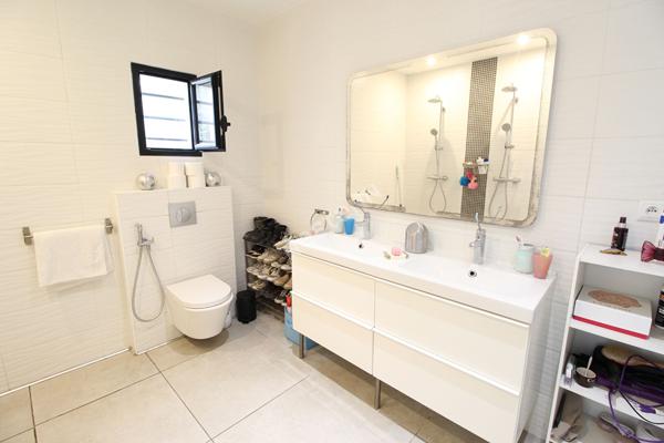 Maison Bouc Bel Air 7 pièces 206 m2 sur une parcelle de 2400 m² + piscine, jacuzzi