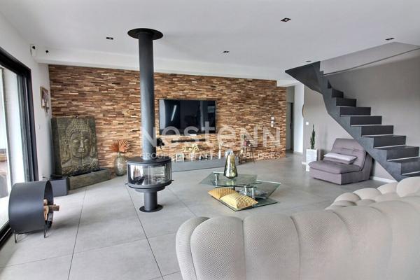 Maison Bouc Bel Air 7 pièces 206 m2 sur une parcelle de 2400 m² + piscine, jacuzzi