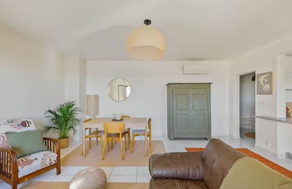 Maison meublée Carqueiranne 3 pièce(s) 73.33 m2 vue mer.