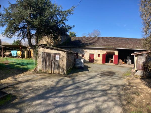 Maison Girondine du 19ème Siècle sur un Vignoble de 7 ha