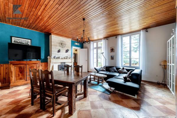 Maison Girondine du 19ème Siècle sur un Vignoble de 7 ha