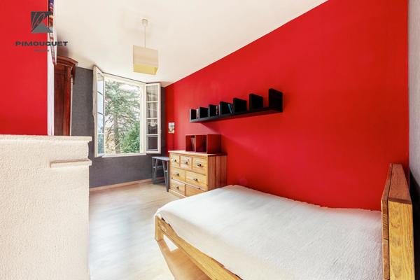 Maison Girondine du 19ème Siècle sur un Vignoble de 7 ha