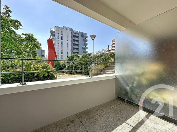 Appartement Local à vendre  3 pièces - 53,34 m 2   RENNES  - 35
